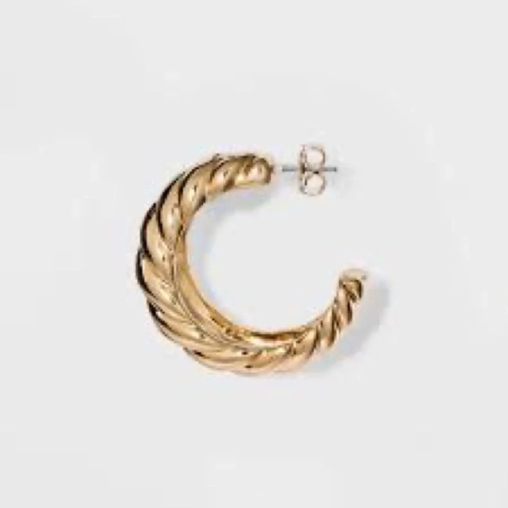 New 18k Gold Plated Twist Puffed Small Hoop Push Back Stud Minimalist Earrings